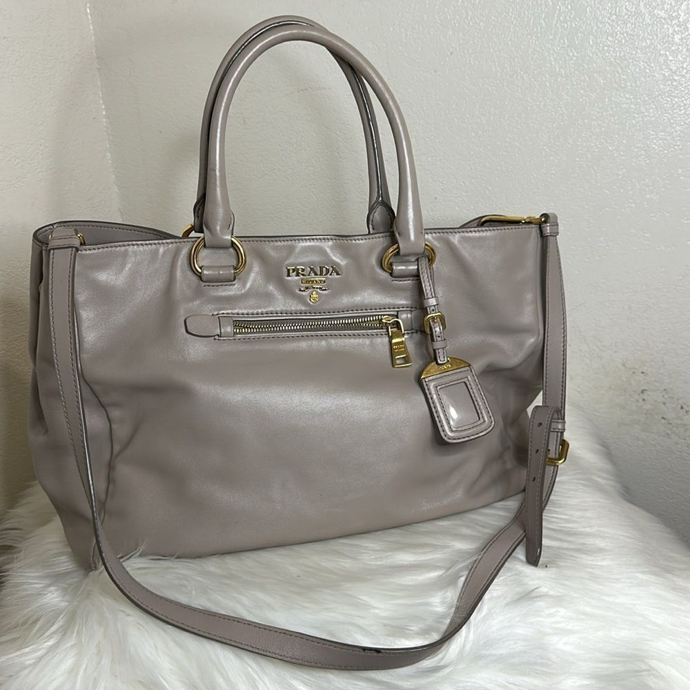💯Authentic Prada Two-way Tote Bag🍀 - Picture 17 of 17